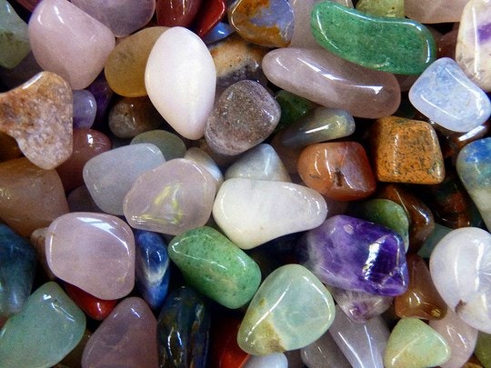 Scratch patch semi precious gems. By Simon Harriyott (Flickr)
