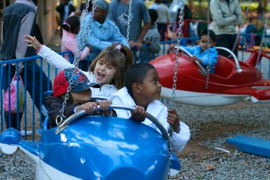 6. Children at Joburg zoo. By tabooze (Flickr)