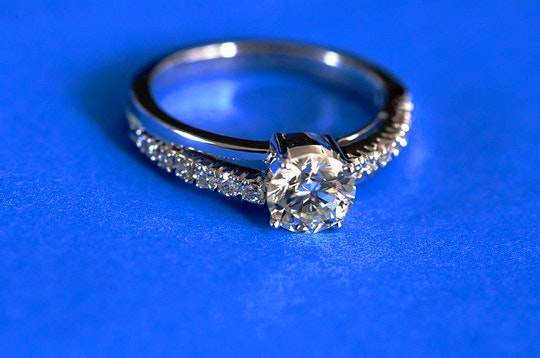 A traditional diamond engagement ring. By Koshyk (Flickr)