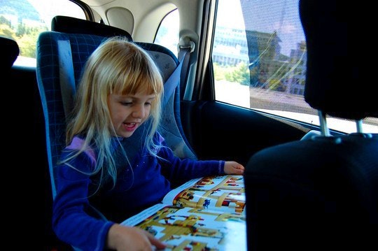 Girl in Car by AnneCN (Flickr) 