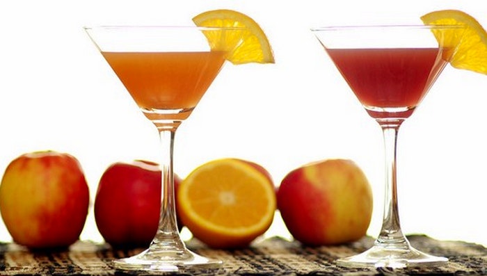 Cocktails by kirti poddar (Flickr)