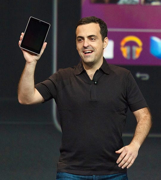 Hugo Barra unveiling the Nexus 7. By Stephen Shankland (Creative Commons)