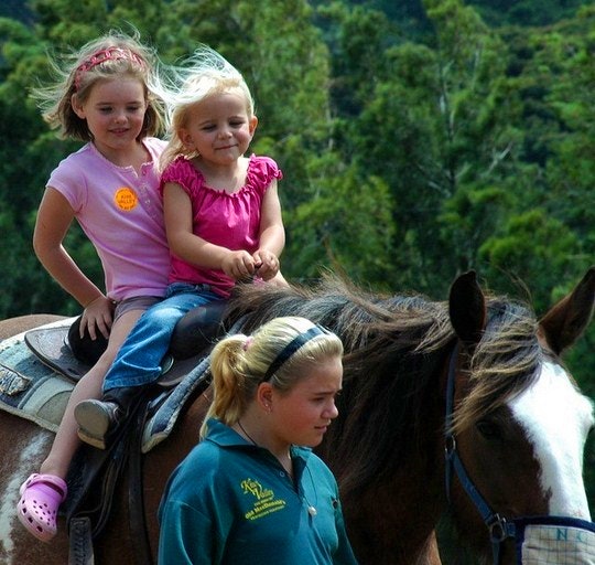 Horse riding at any age is amazing. By cheetah 100 (Flickr)