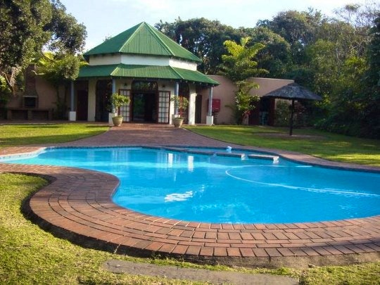 Selborne Hotel pool (TG)