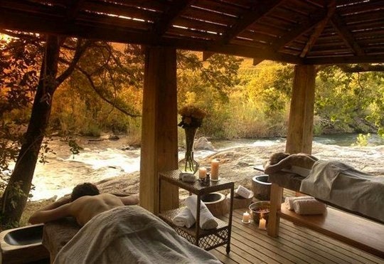 Massages at Summerfield Lodge and Rose Retreat Spa (C) TravelGround