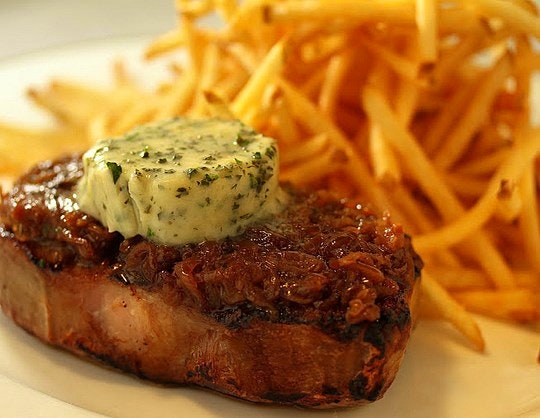 Steak au poivre with frites  a French Restaurant staple. By kurmanstaff (Flickr)