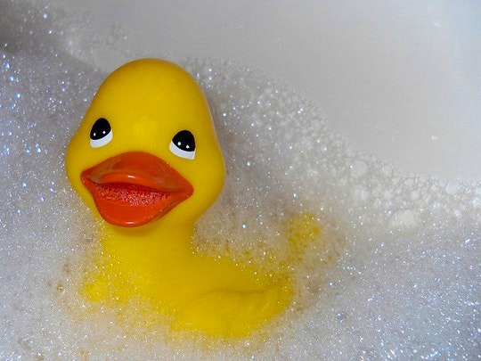 A perfect bubble bath. By denisemattox (Flickr)