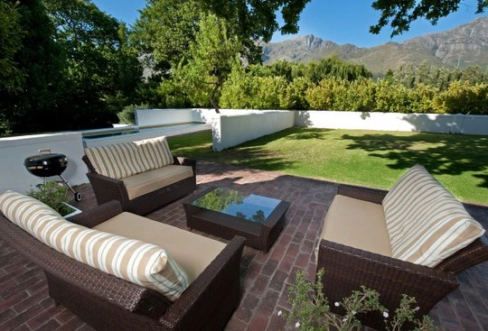 Minimoons in the Cape