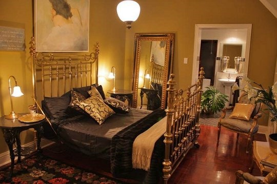 Sumptious rooms at Northcliff Manor Guest House (C) TravelGround