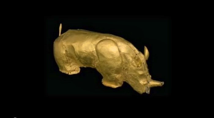 The golden Mapungubwe Rhino. By marnacilliers11 (youtube)