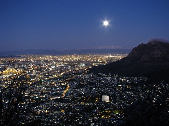 Not so Irresponsible Full Moon Hikes up Lions Head