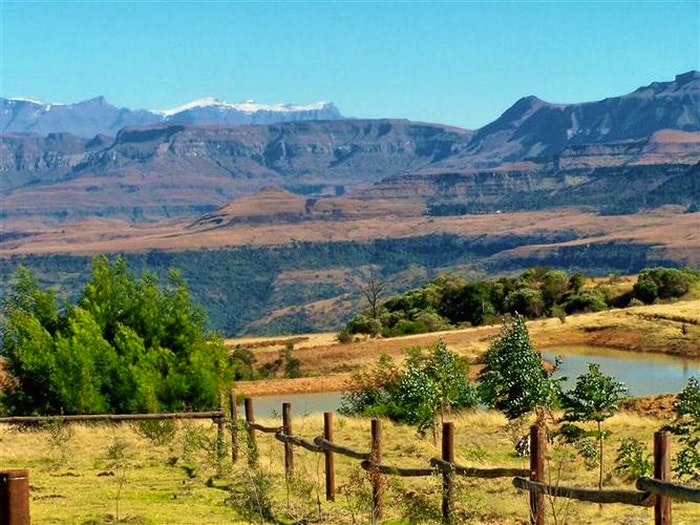 Drakensberg Mountain Retreat (C) TravelGround