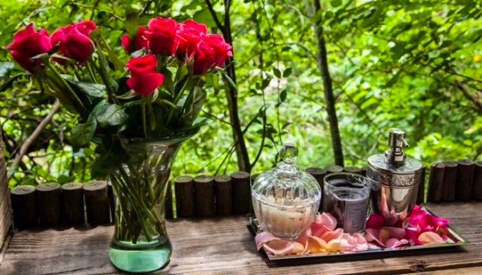 Extra little touches at Summerfields Rose Retreat & Spa (C) TravelGround