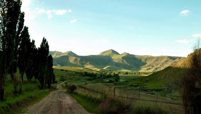 View of Eastern Free State Highlands via De Lusthof Guest Farm (C) TravelGround 