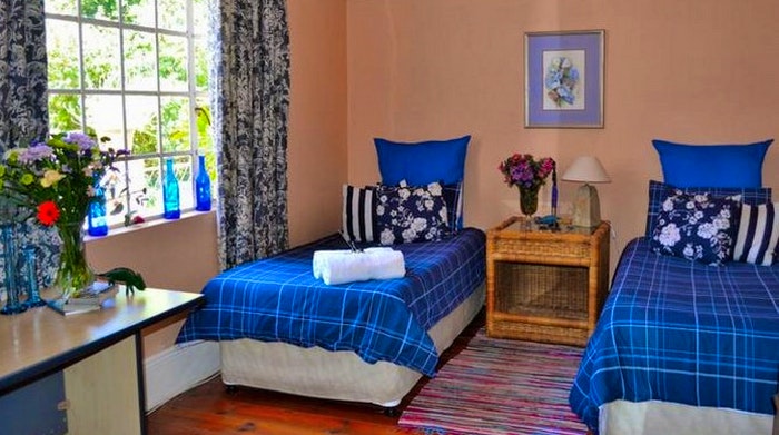 Pension Idube Budget B&B and Backpackers (C) TravelGround