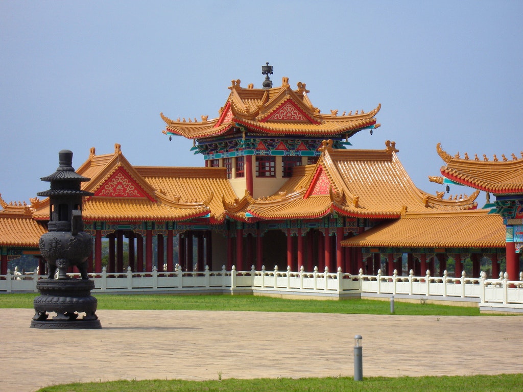 Nan-Hua-Buddhist-Temple-Bronkhorstspruit-Ivan-Fourie-flickr