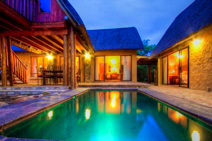 Last minute holiday specials with up to 40% off!