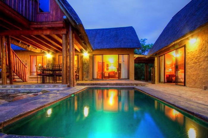 Last minute holiday specials with up to 40% off!