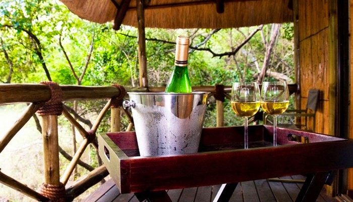 Makhasa Game Reserve & Lodge offers luxury in KZN (C) TravelGround