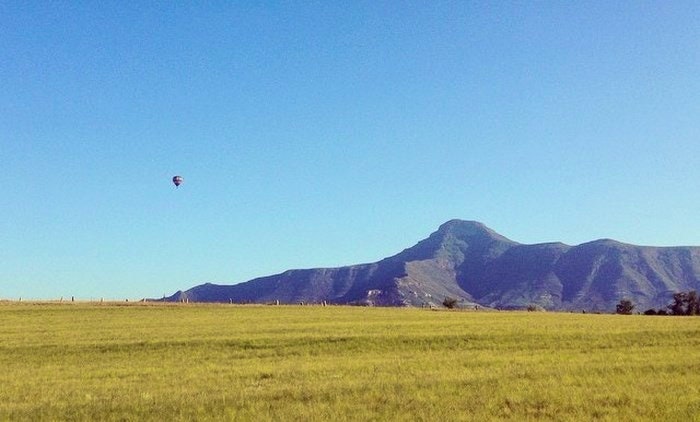 Hot air balloon and horeb mountain range via juliabrownlee (Instagram)