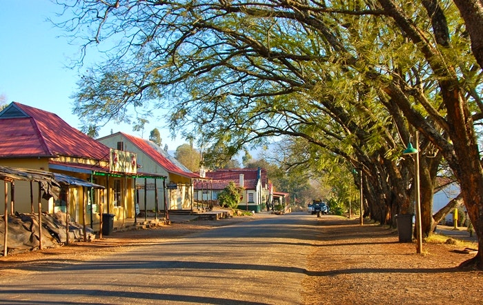 Pelgrimsrus: ’n delwersdorpie in die bosveld
