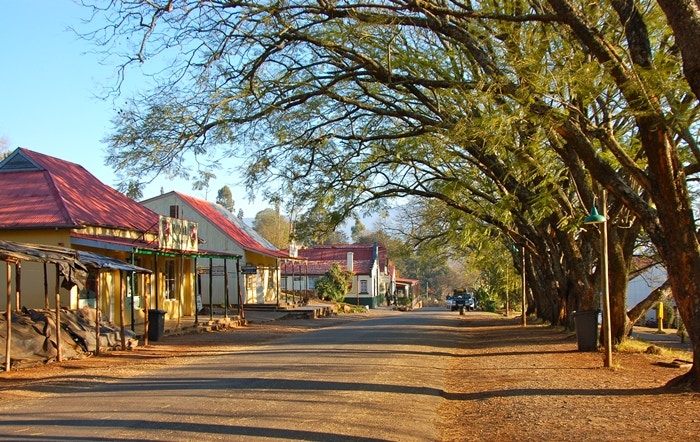 Pelgrimsrus: ’n delwersdorpie in die bosveld