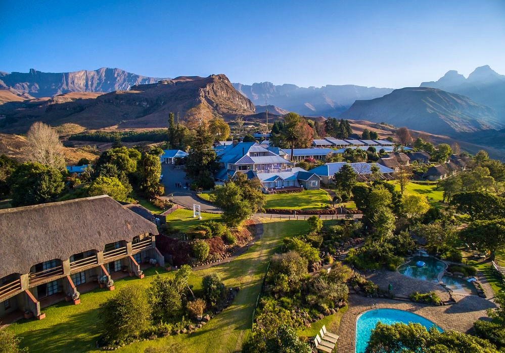 The road less travelled to Cathedral Peak Hotel