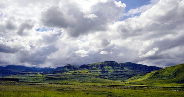 5 Redes om die Drakensberge te besoek