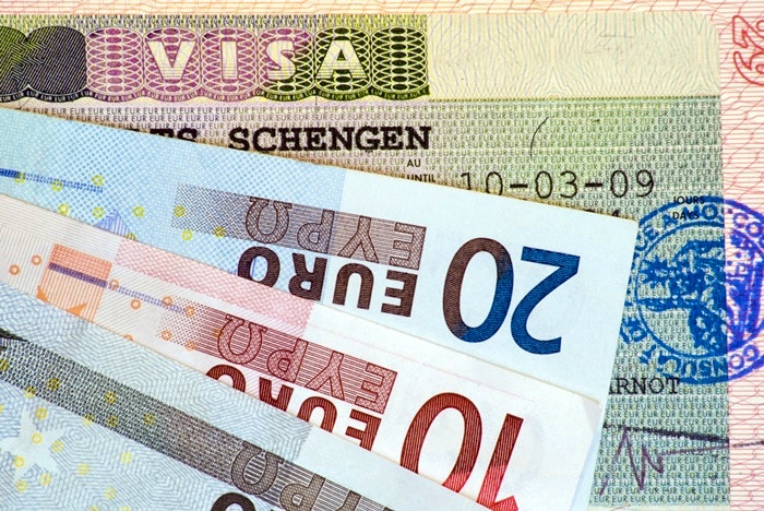 Travel in Europe: Schengen Visa and euro banknotes