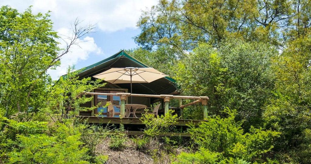 10 Tranquil Tented Camps_B'sorah Luxury Tented Camp