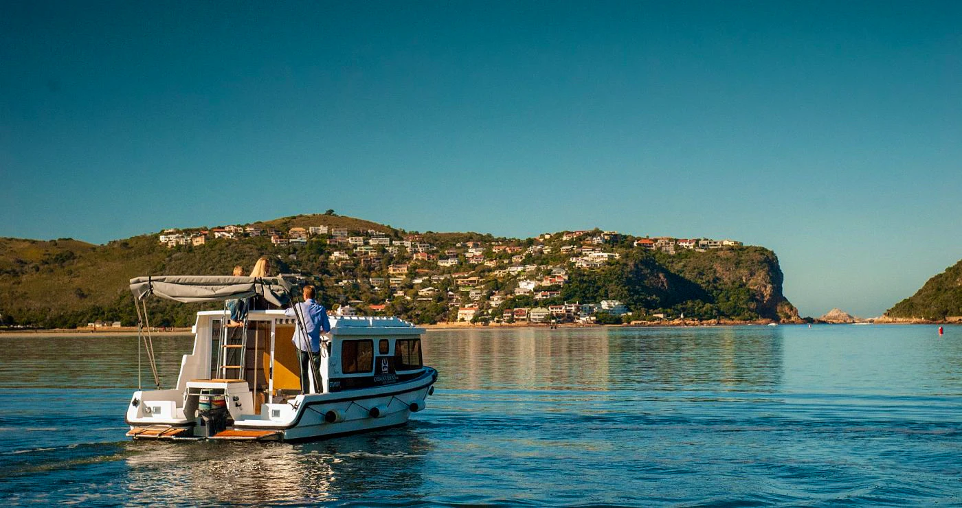 5 Stunning Houseboat Getaways