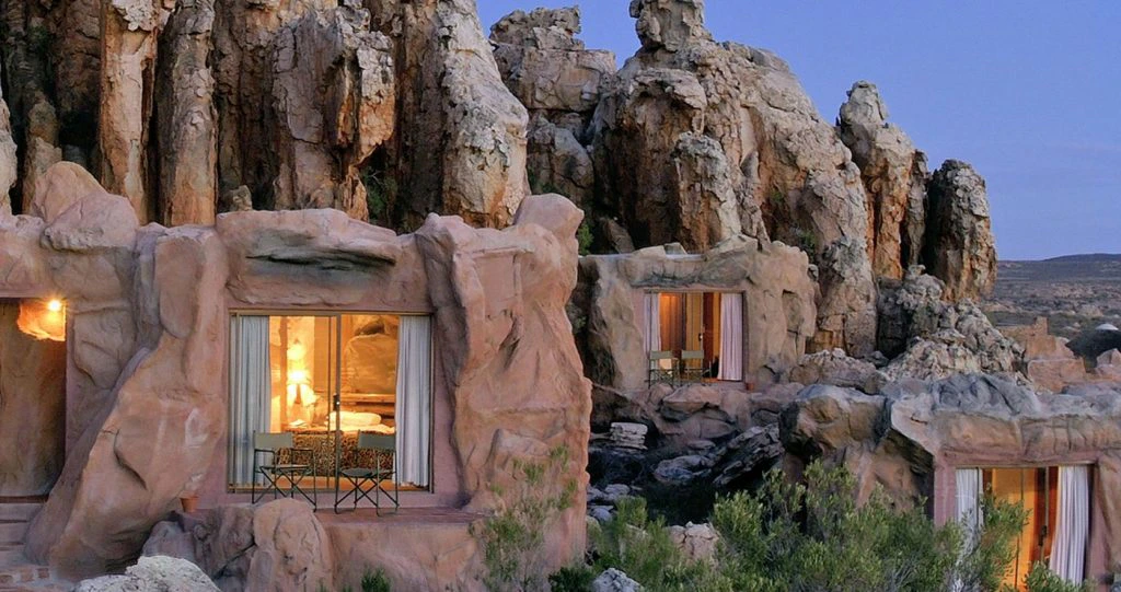 4 Wegkruipgrotte ver van Alles en Almal