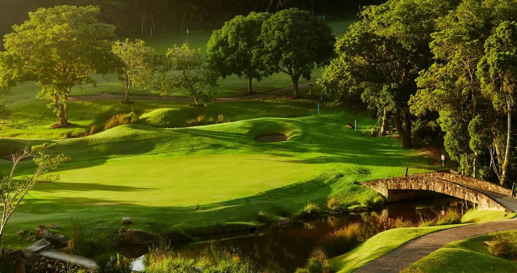 Geniet ’n Gholfwegbreek naby Gauteng