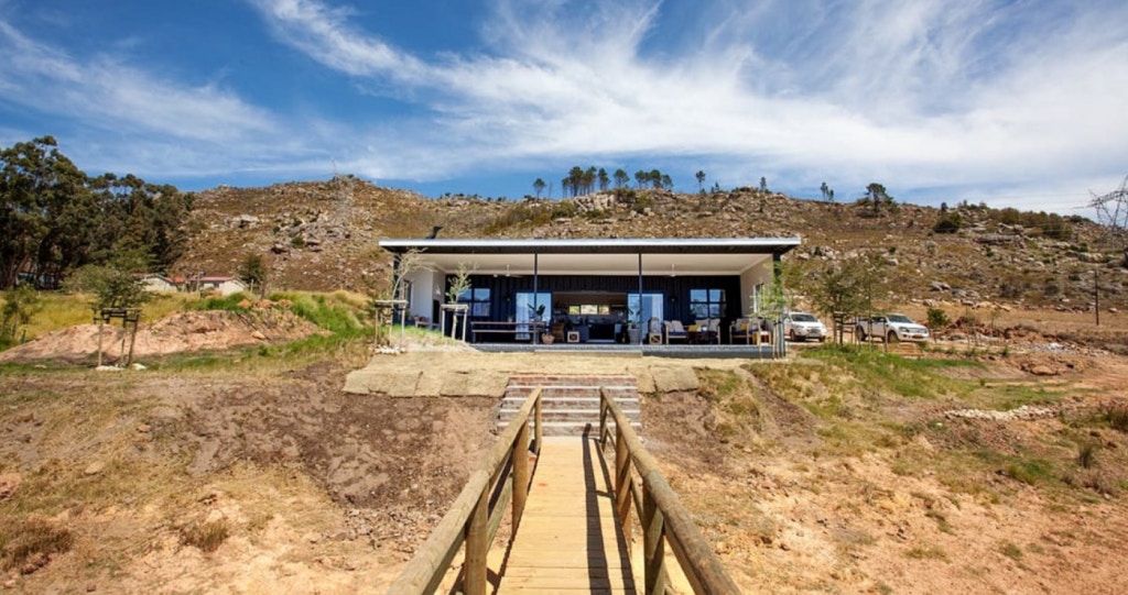 5 Bekoorlike Houerhuise Vir ’n Buite-Die-Boks-Wegbreek