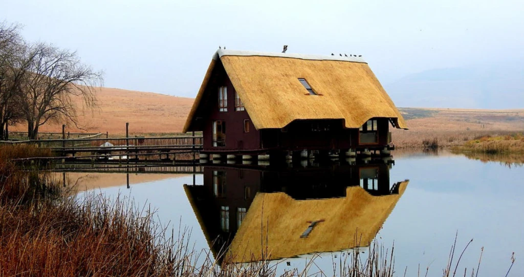 ’n Alternatiewe Somervakansie ─ Breek Weg na dié Bekoorlike Kothuise in die Binneland