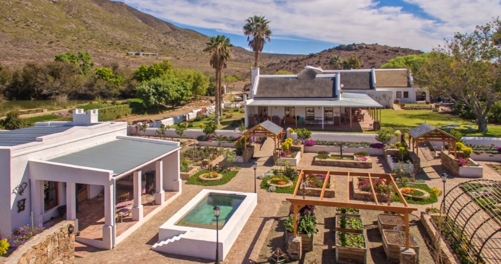 Getaways in Gorgeous Gardens