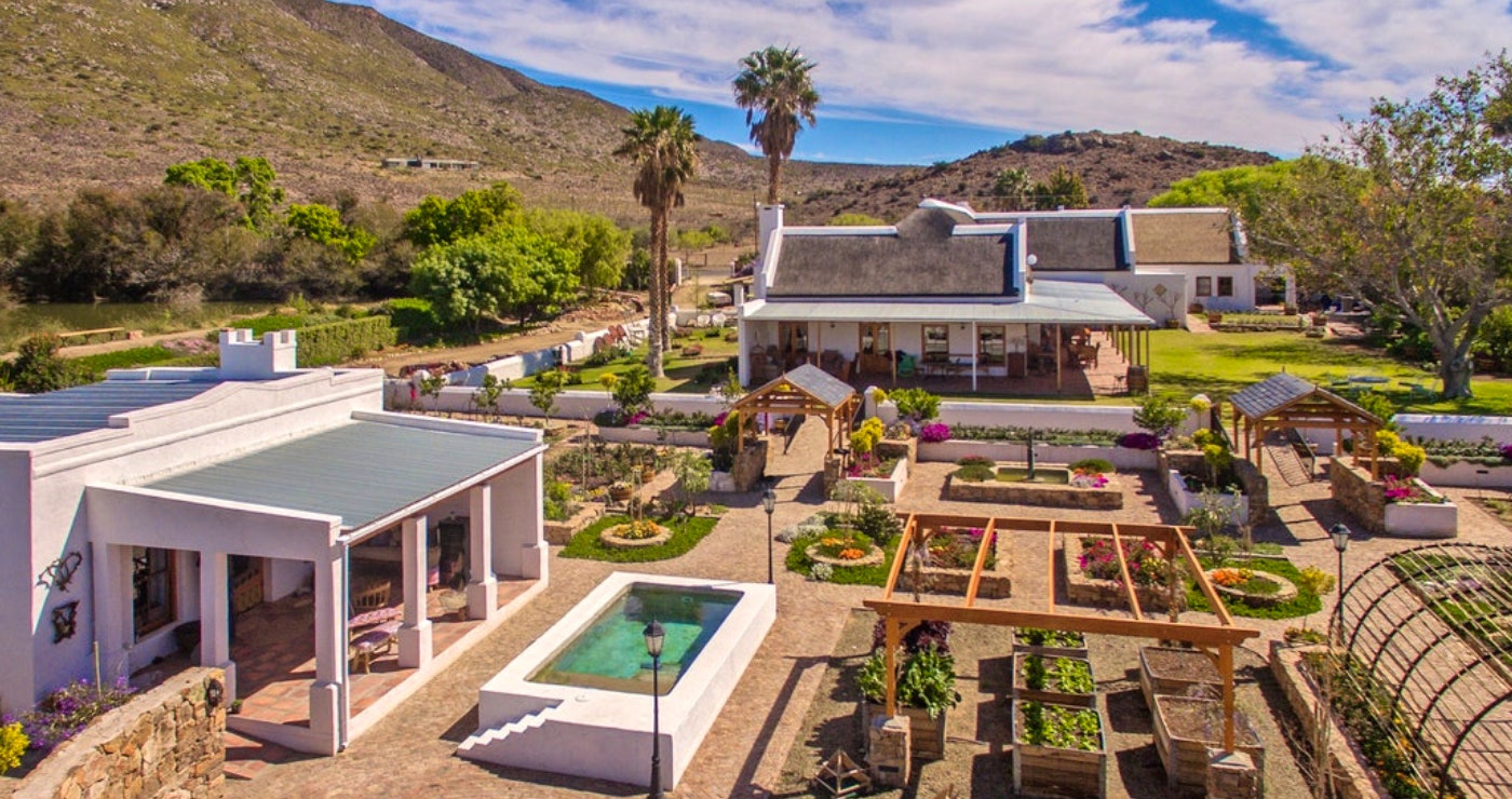 Getaways in Gorgeous Gardens