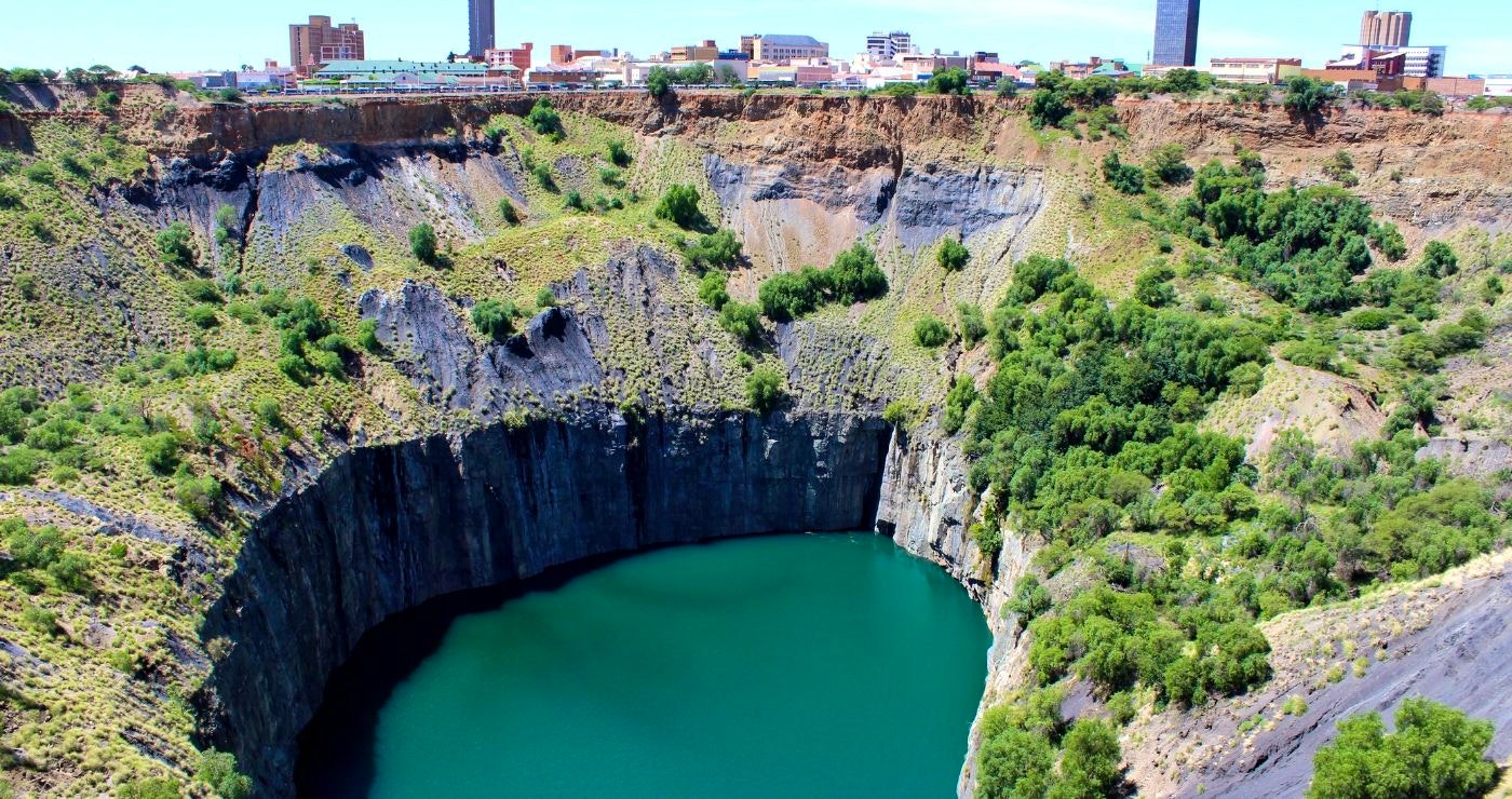 The big hole in Kimberley (Adriëtte le Roux)