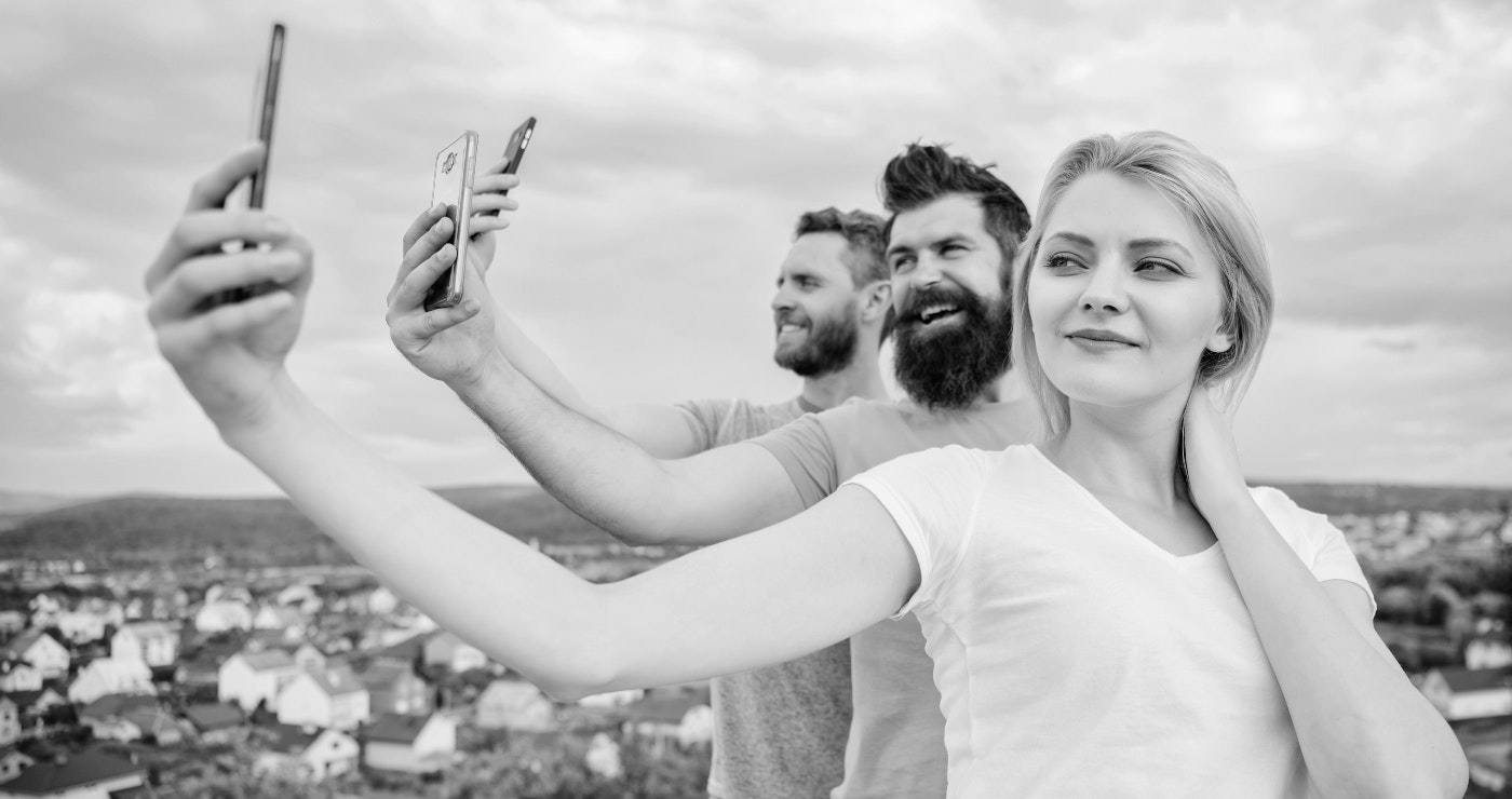 Suid-Afrika se bergtoppe, plaaspaaie en die ver(wond)ering van selfies