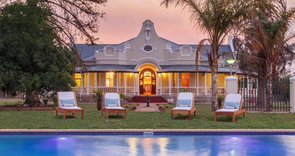 Finding the Farmer’s Way at Highgate Ostrich Show Farm