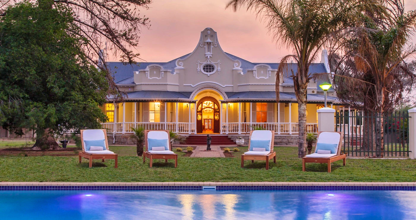 Finding the Farmer’s Way at Highgate Ostrich Show Farm