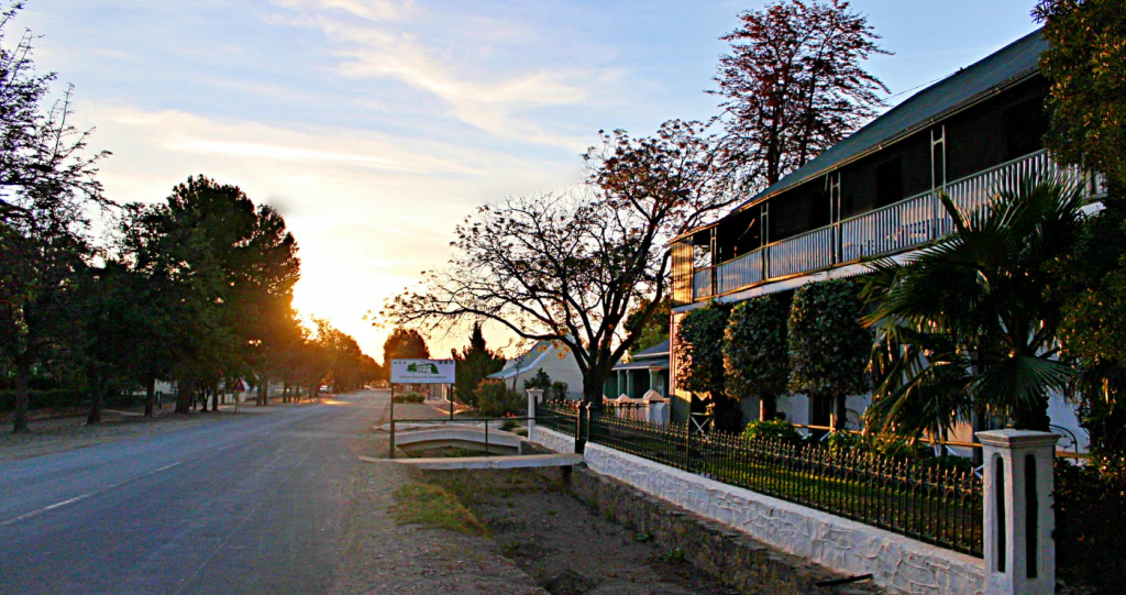 Willowmore: die Karoo-dorp vol engele