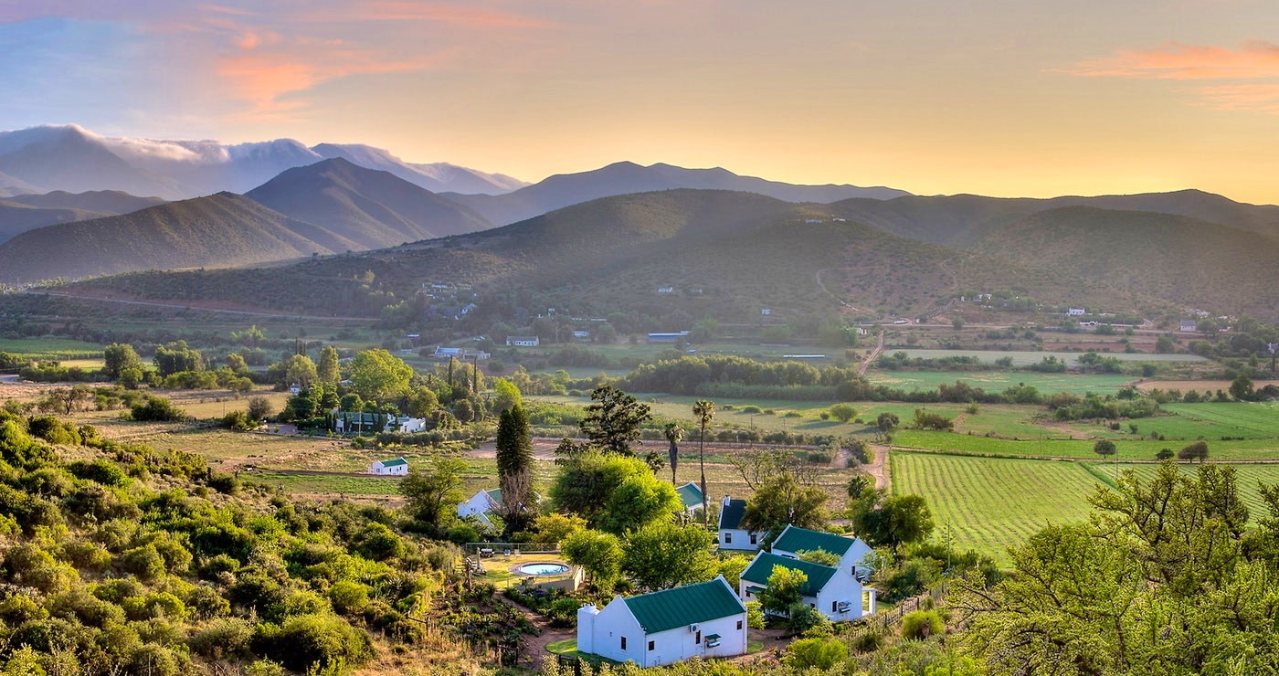 ’n Kuier in die Klein-Karoo by Berluda Farmhouse & Cottages