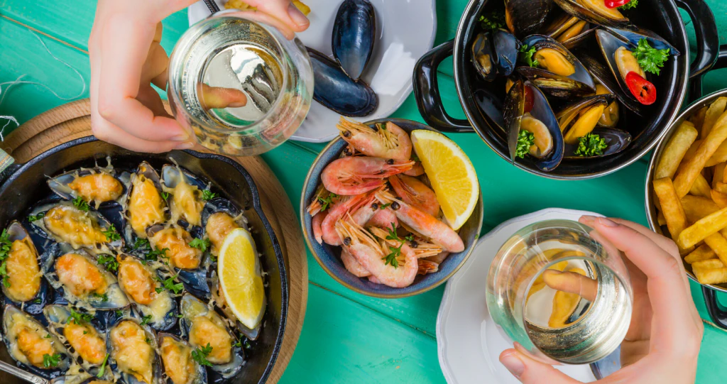 Tone in die sand by dié kindervriendelike strandrestaurante