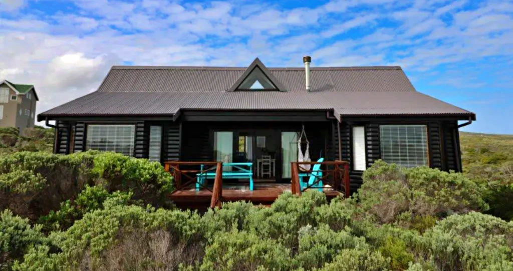 Dié strandhuise is nog beskikbaar vir Desember