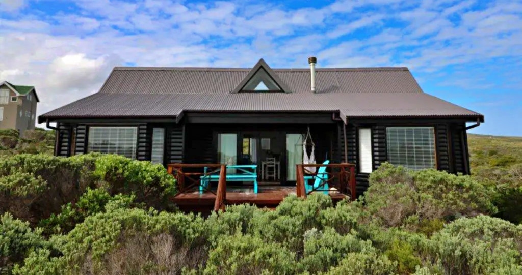 Dié strandhuise is nog beskikbaar vir Desember