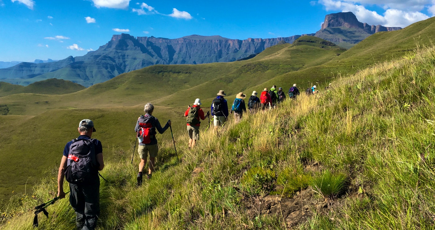 Keer terug na die natuur op hierdie staproetes in die berge!