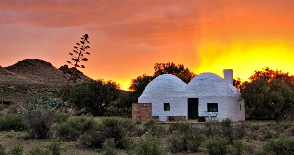 Osfontein Antieke Klip Guesthouses and Treehouse