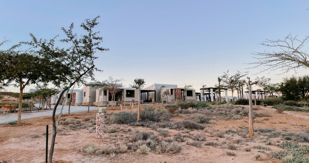 Letsatsi Lodge: ’n Oase op die Knersvlakte