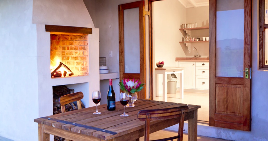 Black Oystercatcher Cottages wine farm self-catering western cape lekkeslaap braaidag erfenisdag bredasdorp